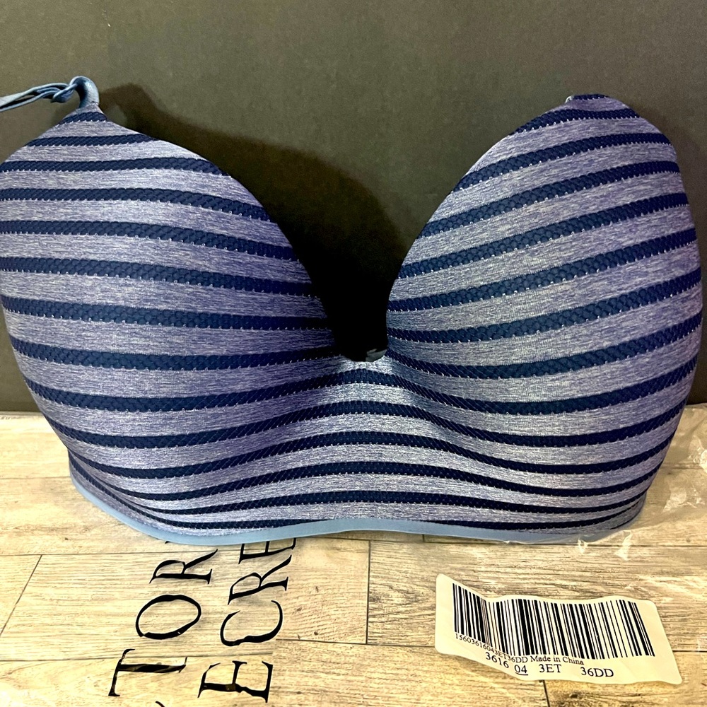 36DD BRAND NEW bra